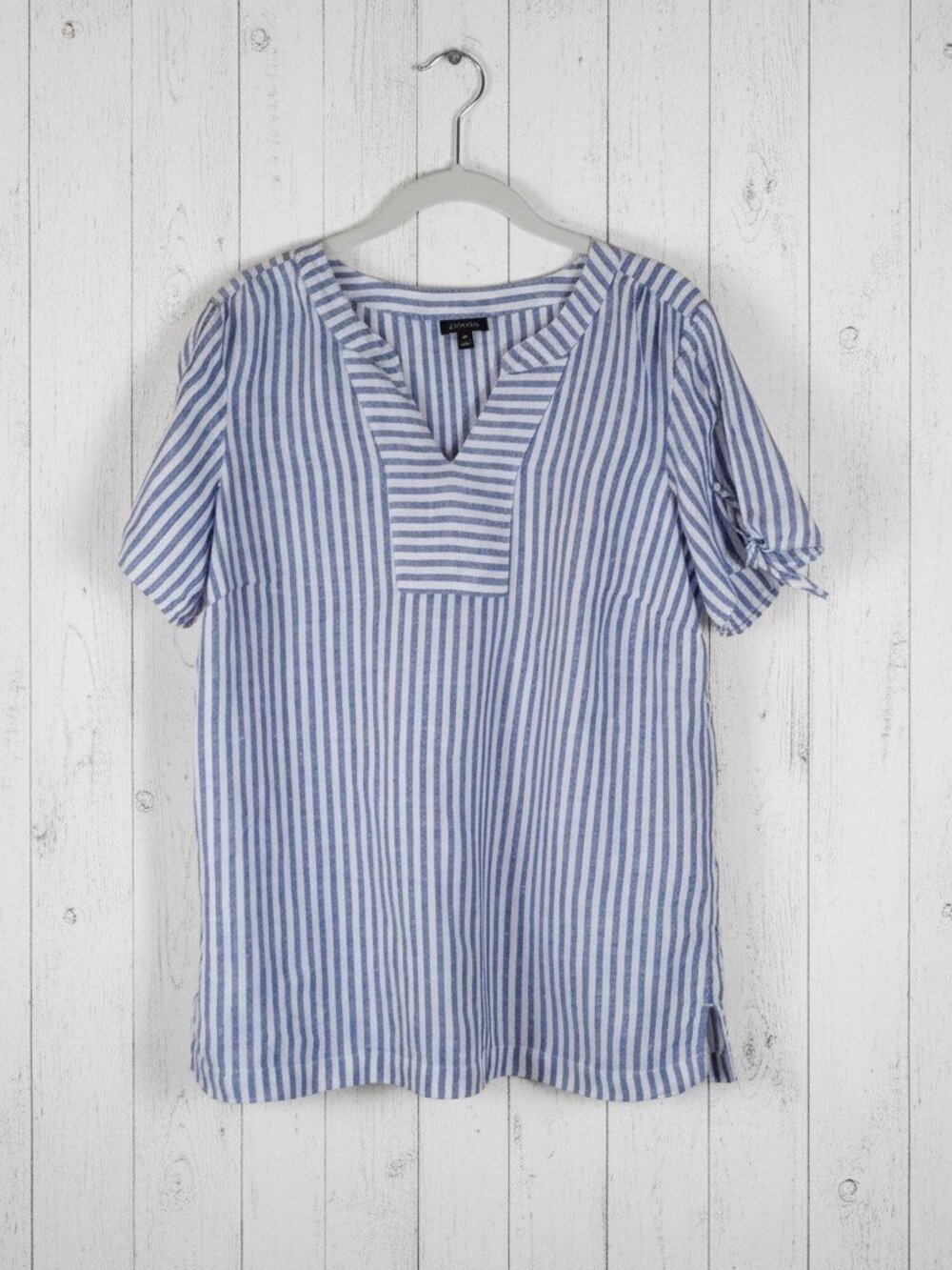 TALBOTS Women's Blue White Striped 100% Linen V Neck Top Shirt Sz Medium Coastal